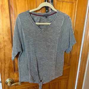 Womens Short Sleeve GYFT T-Shirt Size Large